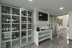 Art & Wine Boutique Hotel