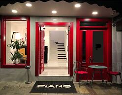 Piano Hotel