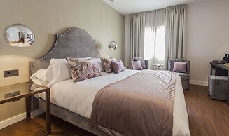 Hotel Palacete de Álamos, Historic Center