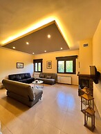 Austria Luxury Apartments, Faraya