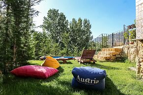 Austria Luxury Apartments, Faraya