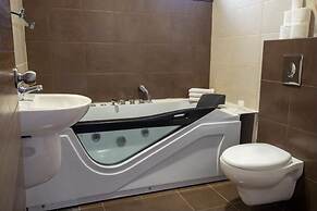 Austria Luxury Apartments, Faraya