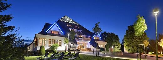 Lázeňský Hotel Pyramida I