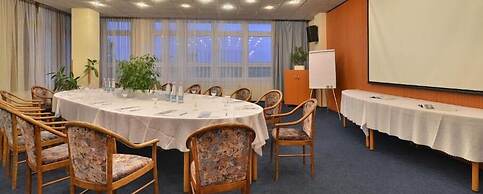 Lázeňský Hotel Pyramida I