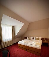 Lázeňský Hotel Pyramida I