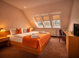 Lázeňský Hotel Pyramida I