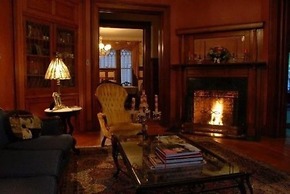 Circular Manor Bed and Breakfast