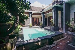 Denays Guest House Jimbaran