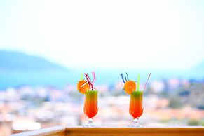 Hediye Hanim Suit Apart