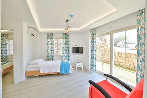 Hediye Hanim Suit Apart