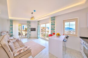 Hediye Hanim Suit Apart