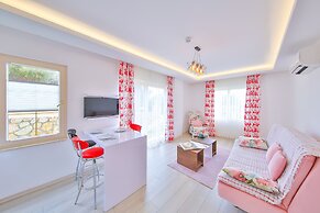 Hediye Hanim Suit Apart