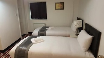 The Fallowfield Lodge