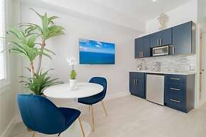 Tropicals of Palm Beach