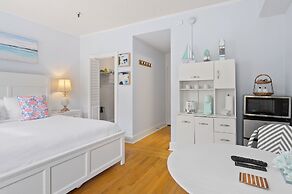 Tropicals of Palm Beach