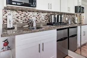 Tropicals of Palm Beach