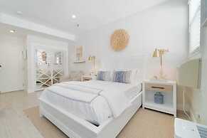 Tropicals of Palm Beach