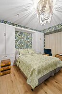 Tropicals of Palm Beach