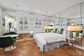 Tropicals of Palm Beach