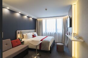 Holiday Inn Express Paris - CDG Airport by IHG