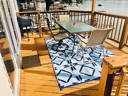 The Wellington Cottage