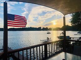 The Wellington Cottage