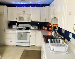 The Wellington Cottage