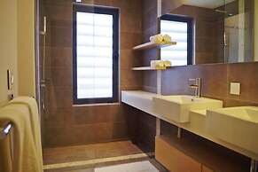 Choisy Les Bains with LOV