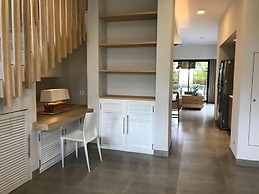 Choisy Les Bains with LOV