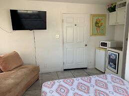 The Yellow Penthouse