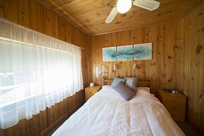 Mundic Waterfront Cottages