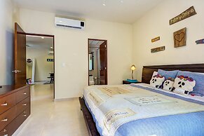 Peggy 2 BDRM apt sleeps 4 balcony