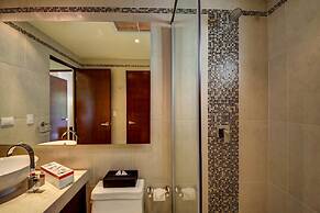 Peggy 2 BDRM apt sleeps 4 balcony