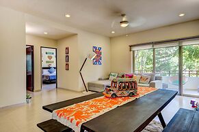 Peggy 2 BDRM apt sleeps 4 balcony