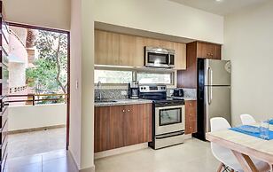 Anam 1 bedroom apartment with balcony sleeps 3