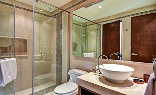 Anam 1 bedroom apartment with balcony sleeps 3