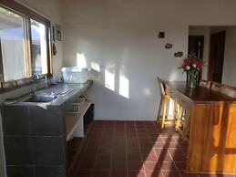 Charlie Suites Ayampe