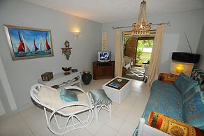 LES Condos in Beautiful Complex With Pool, Near the Beach