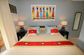 LES Condos in Beautiful Complex With Pool, Near the Beach