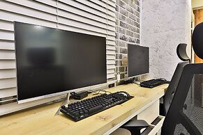 Hotel February Suseong