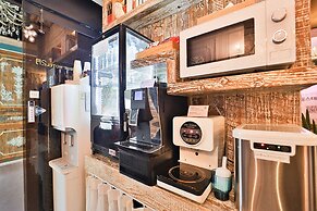 Hotel February Suseong