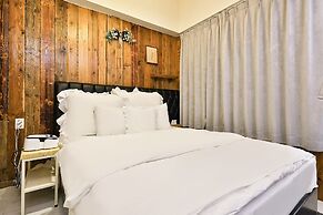 Hotel February Suseong