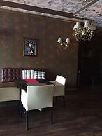 Chateau Del Marina Complex Apartments