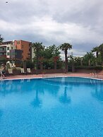 Chateau Del Marina Complex Apartments