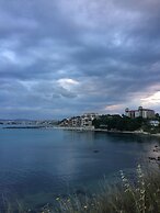 Chateau Del Marina Complex Apartments