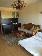 Chateau Del Marina Complex Apartments