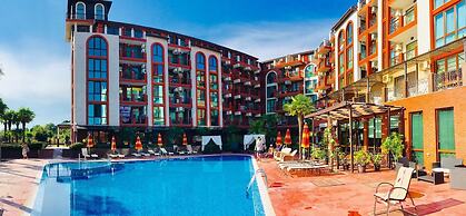 Chateau Del Marina Complex Apartments