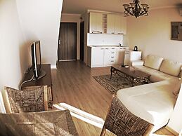 Chateau Del Marina Complex Apartments