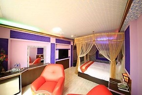 Golden Coast 36 - Sea View B&B