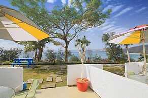 Golden Coast 36 - Sea View B&B